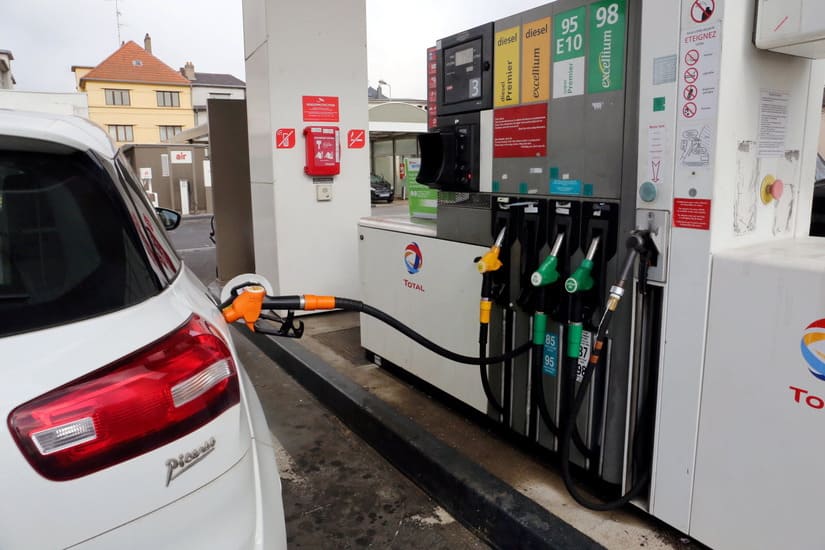 استمرار ارتفاع أسعار الوقود في فرنسا