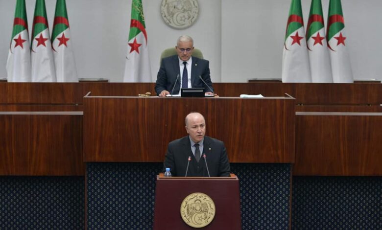 الوزير الأول في الجزائر يتحدث عن خطط بلاده لزيادة إنتاج النفط والغاز