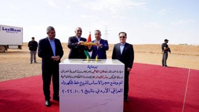 Photo of مشروع الربط الكهربائي بين الأردن والعراق يدخل حيز التنفيذ (صور)