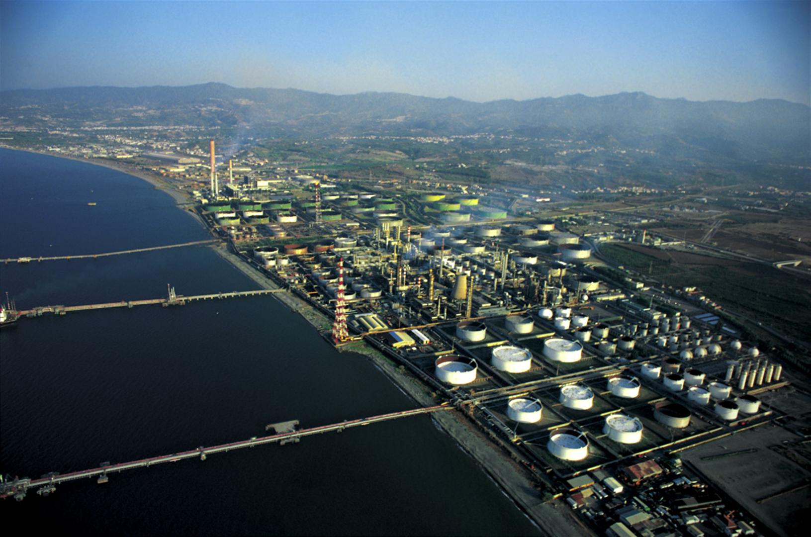 من هي المهندسة الكويتية التي شاركت في إطفاء حرائق النفط؟ (فيديو) - الطاقة