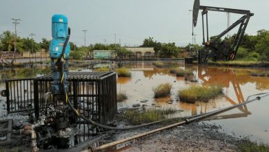 Photo of شركات الطاقة الكبرى تهجر حقول النفط الفنزويلية رغم الخسائر المليارية