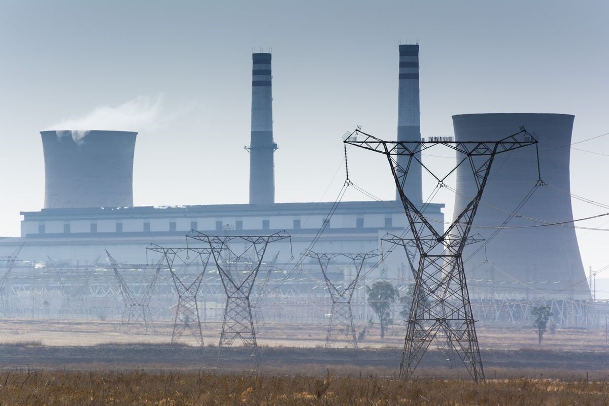 محطة إسكوم غروتفلي لتوليد الكهرباء في جنوب أفريقيا