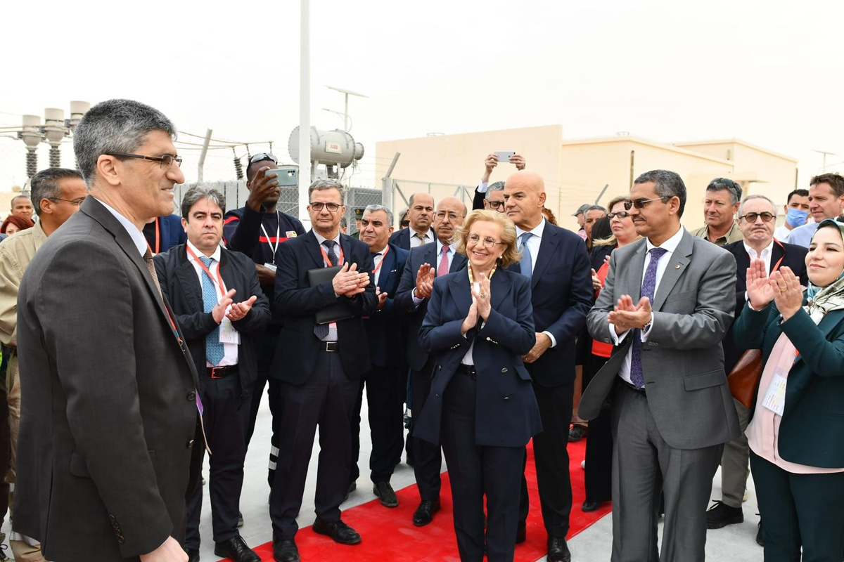 تدشين أحد مشروعات الطاقة الشمسية في الجزائر