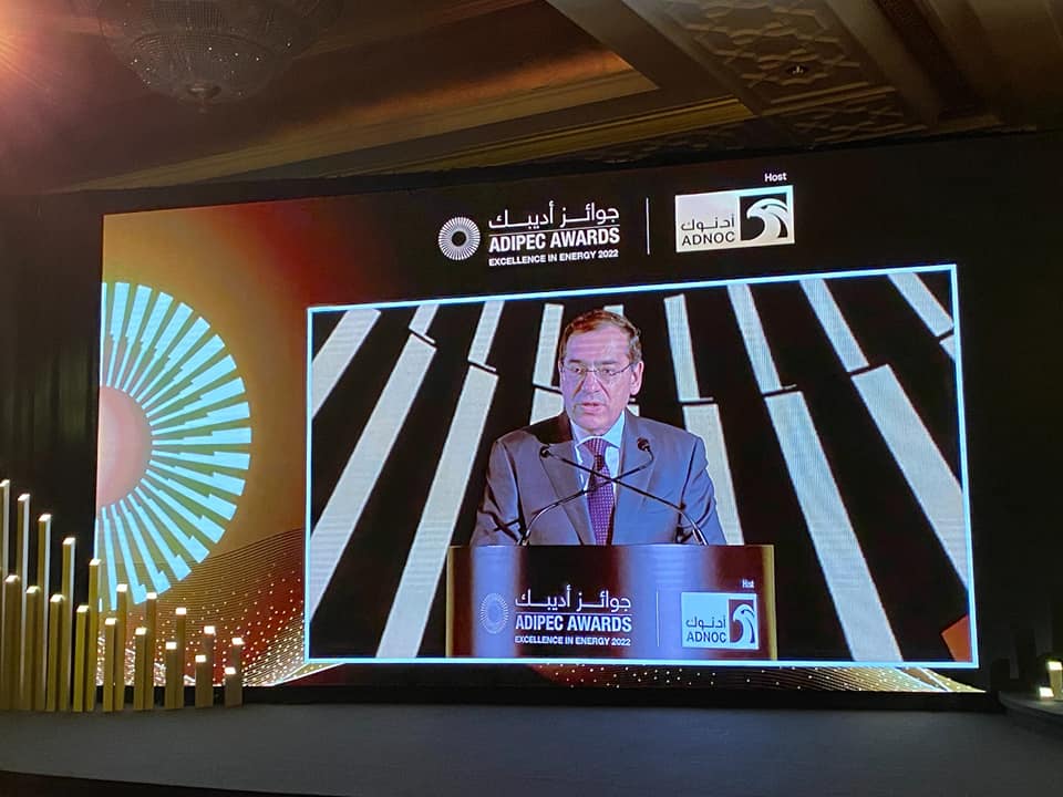 وزير البترول المصري يشارك في توزيع جوائز أديبك 2022