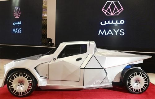 السيارات الكهربائية في عمان تشهد إطلاق أول مصنع لها في البلاد