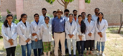 فريق الباحثين بالمعهد الهندي للتكنولوجيا المطور لنظام تحفيز لإنتاج الهيدروجين عالي النقاء