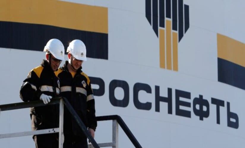 روسنفط الروسية تدفع 3.6 مليار دولار توزيعات أرباح