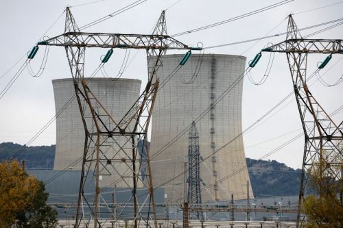 محطة طاقة نووية تدعم شبكة كهرباء فرنسا