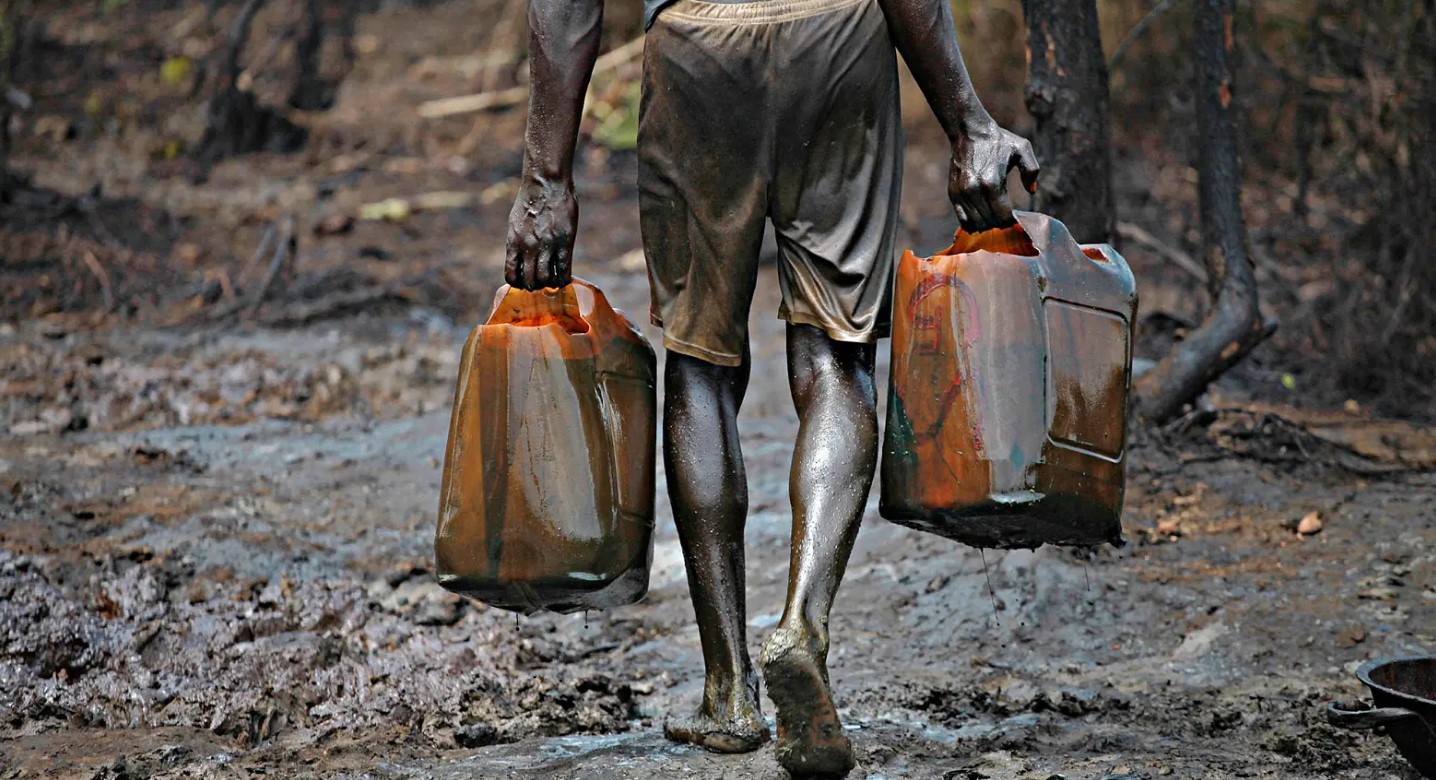 سرقة النفط الخام في نيجيريا