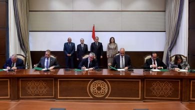 Photo of مصر توقع 7 اتفاقيات جديدة لبدء إنتاج الهيدروجين الأخضر