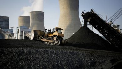 Photo of الفحم أكبر مصدر لتوليد الكهرباء في 15 ولاية أميركية (تقرير)