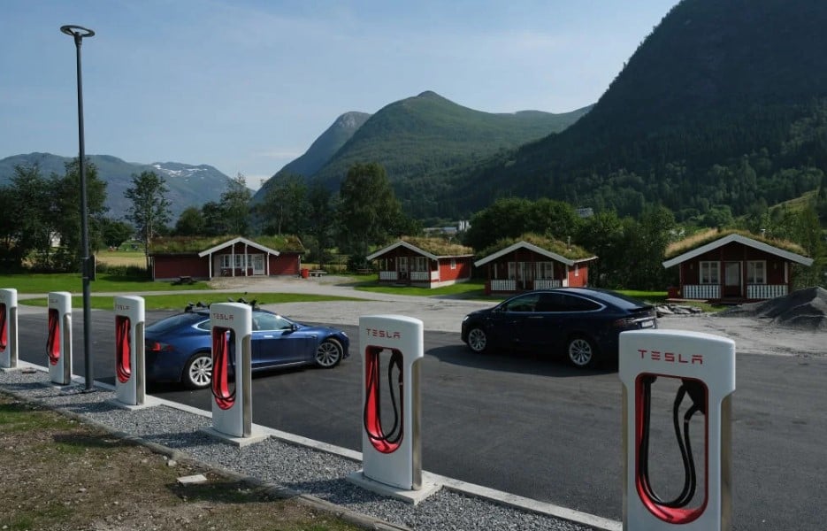 محطة شحن السيارات الكهربائية في النرويج