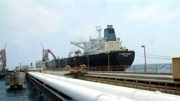 ميناء جيهان النفطي واستمرار التدفقات من خطوط أنابيب النفط في تركيا