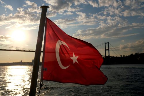 أول تعليق من تركيا على وقف صادرات النفط العراقي