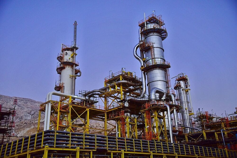 نمو صناعة البتروكيماويات الإيرانية