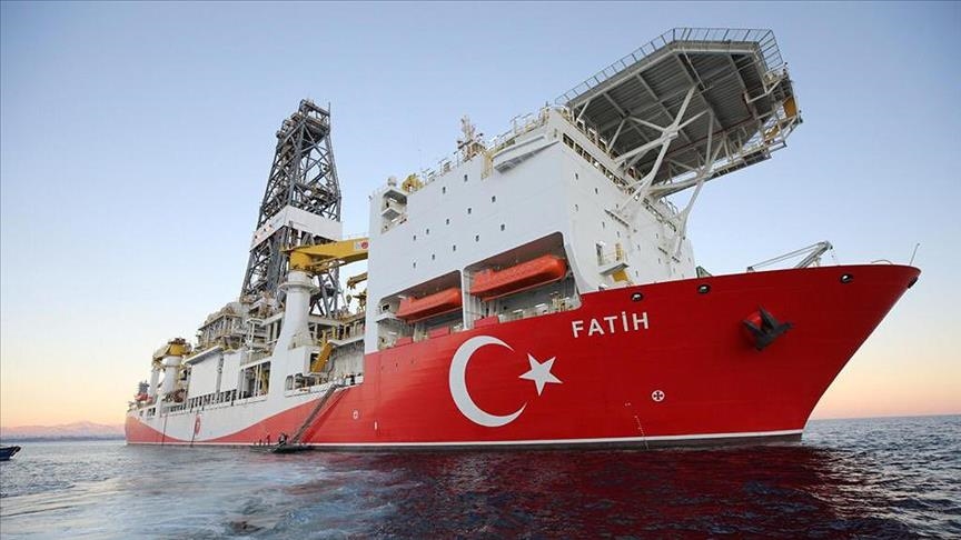 زلزال تركيا يؤجل بدء إنتاج الغاز من حقل صقاريا