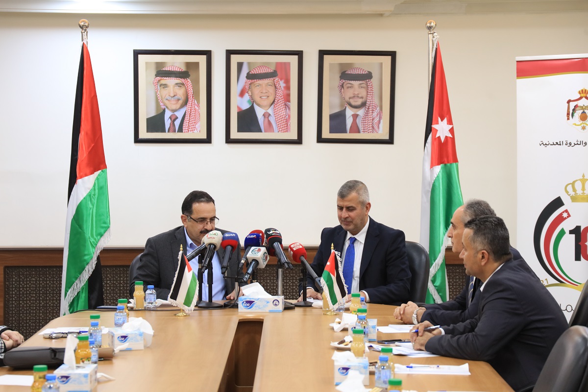 تصدير الكهرباء من الأردن إلى فلسطين