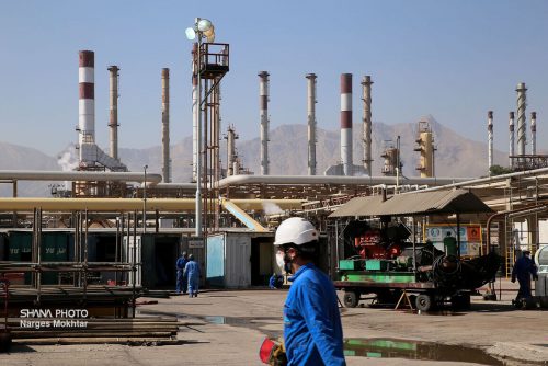 إحدى مصافي النفط في إيران