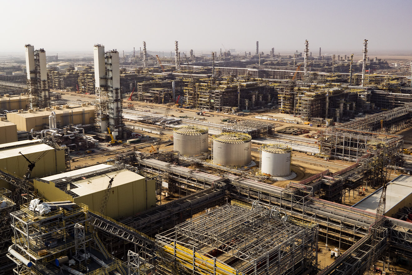 أرامكو السعودية ترفع إنتاج الوقود في مصفاة جازان