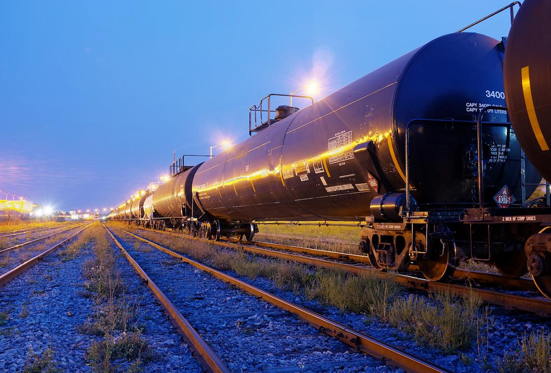 صادرات الوقود الروسي تتدفق إلى إيران عبر السكك الحديدية