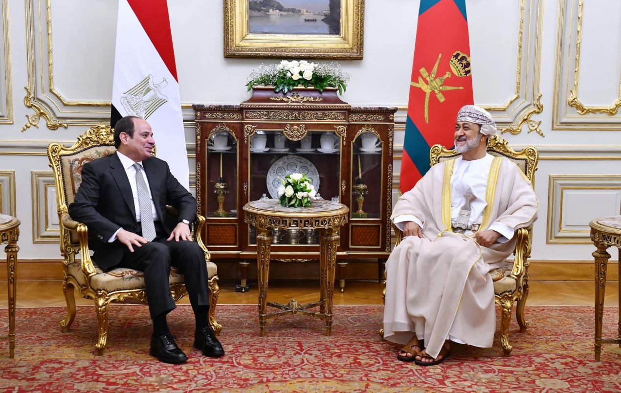 جانب من لقاء سلطان عمان والرئيس المصري لمناقشة مشروعات الهيدروجين الأخضر في مصر