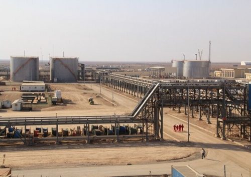 حقل النفط أزاديجان الشمالي في إيران