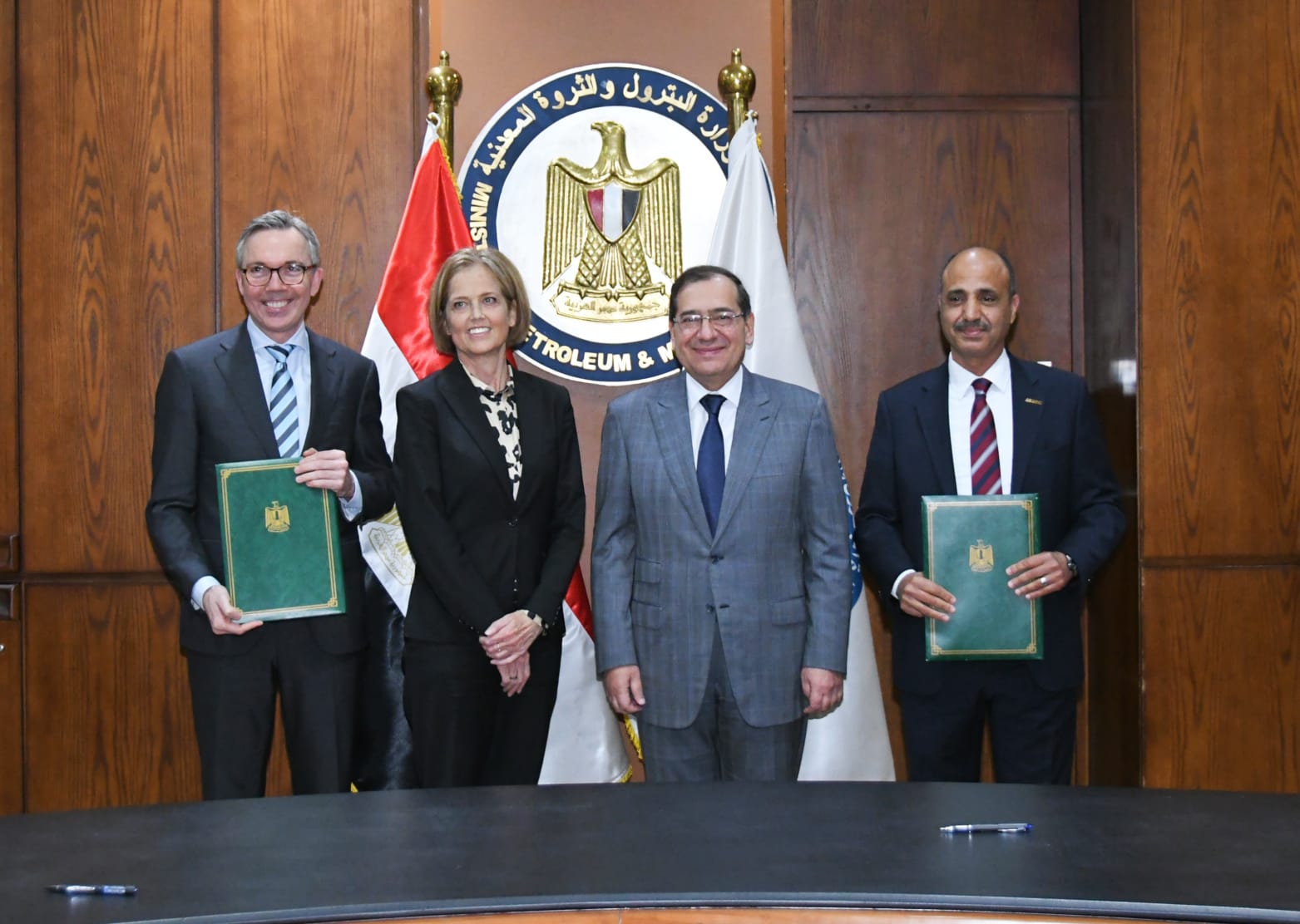 توقيع اتفاق مشروع إنتاج الميثانول الأخضر في مصر بحضور وزير البترول المصري