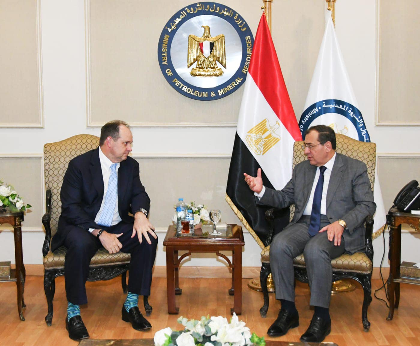 جانب من لقاء وزير البترول المصري مع رئيس شركة أباتشي الأميركية