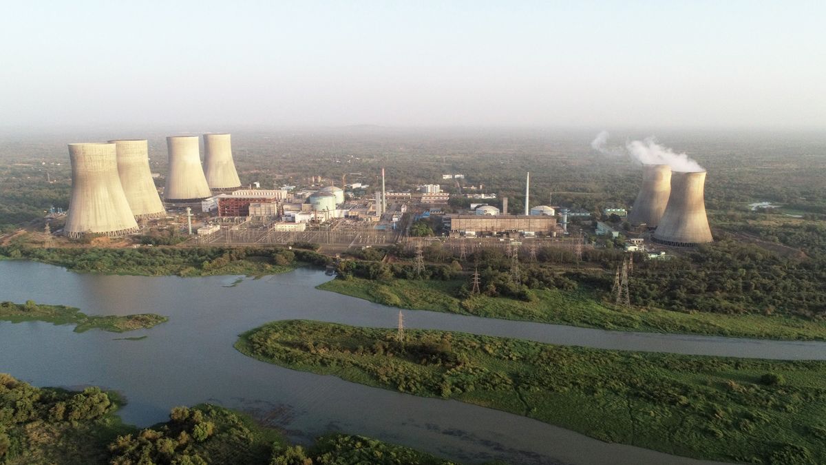توقيع اتفاقية لتطوير 6 مفاعلات نووية في الهند