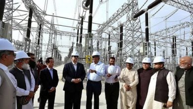 Photo of باكستان تطلق خطًا جديدًا لنقل الكهرباء بطول 220 كيلومترًا