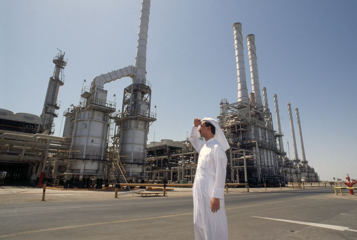 منشأة نفطية بالسعودية تتجه لرقع أسعار نفط الخليج العربي الثقيل إلى أوروبا