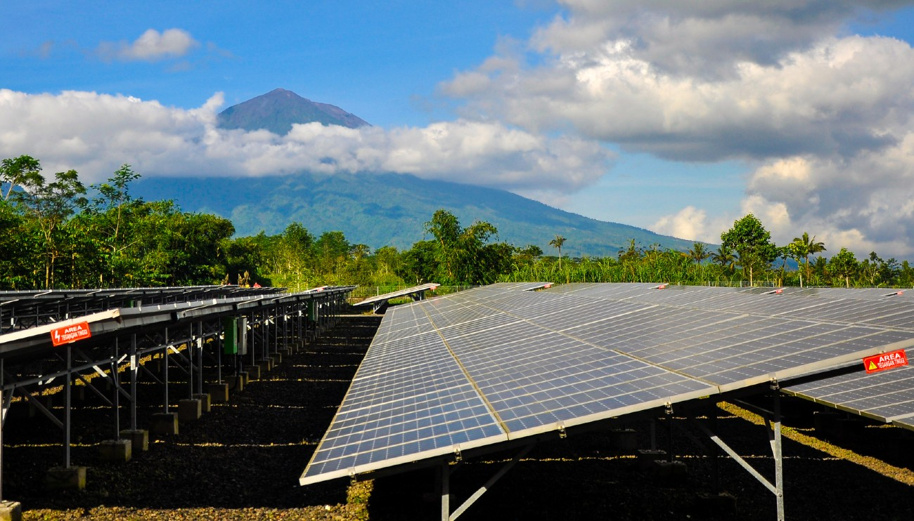 مشروع للطاقة المتجددة يظهر تحول الطاقة في إندونيسيا