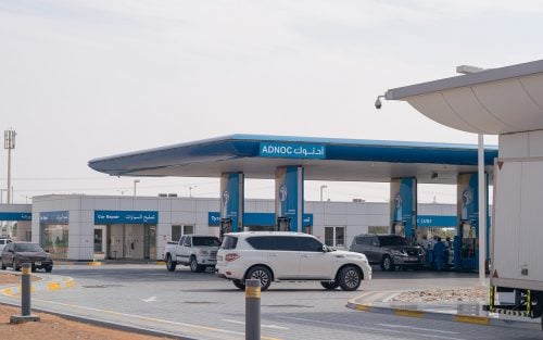 محطة وقود في الإمارات تابعة لشركة أدنوك