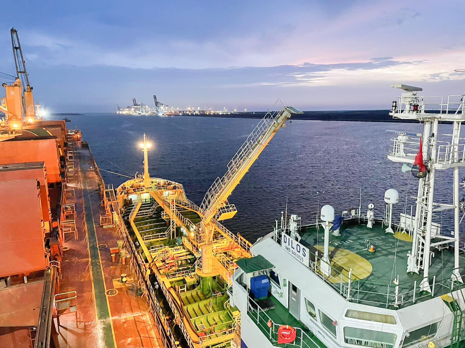المنطقة الاقتصادية لقناة السويس تنجح في تقديم خدمة تموين السفن بالوقود