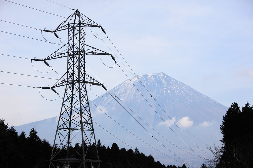 أبراج الكهرباء في اليابان