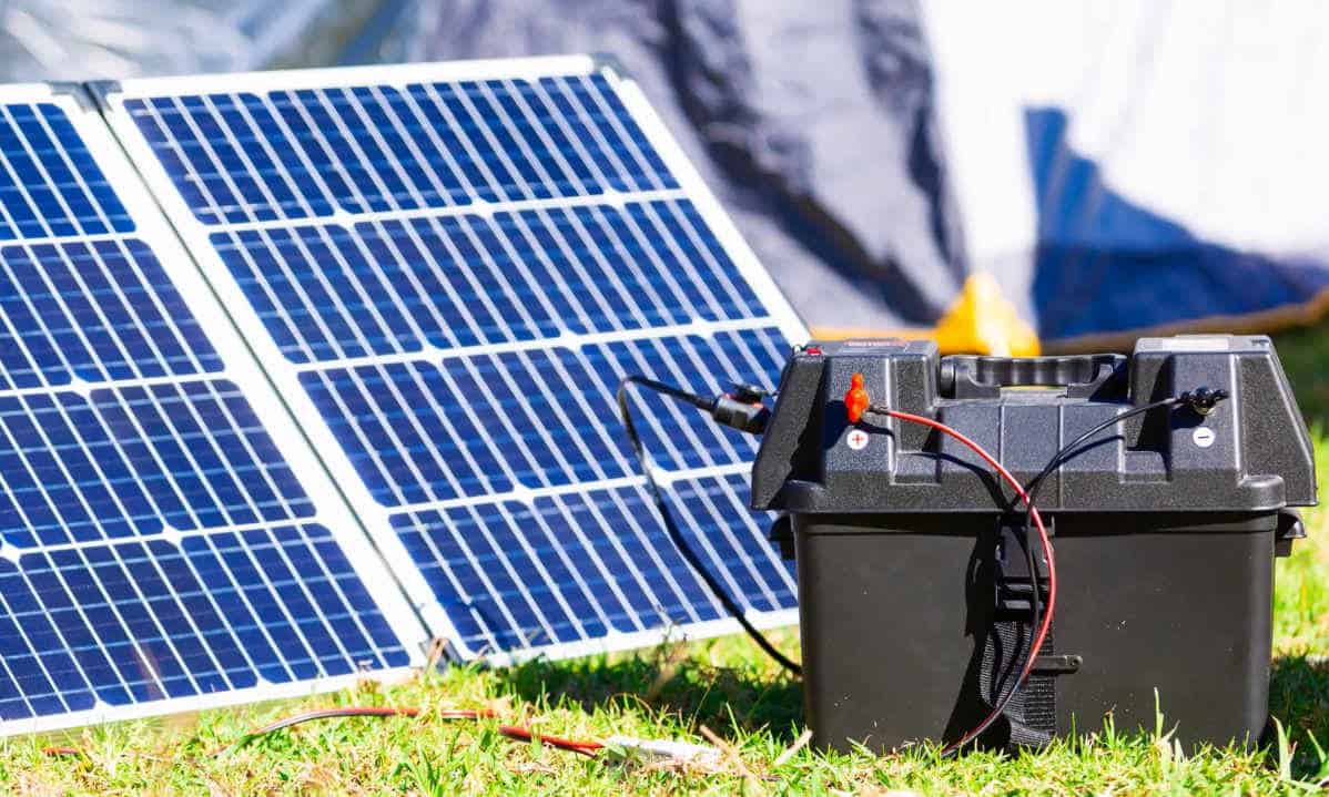 بطاريات لتخزين كهرباء الطاقة الشمسية