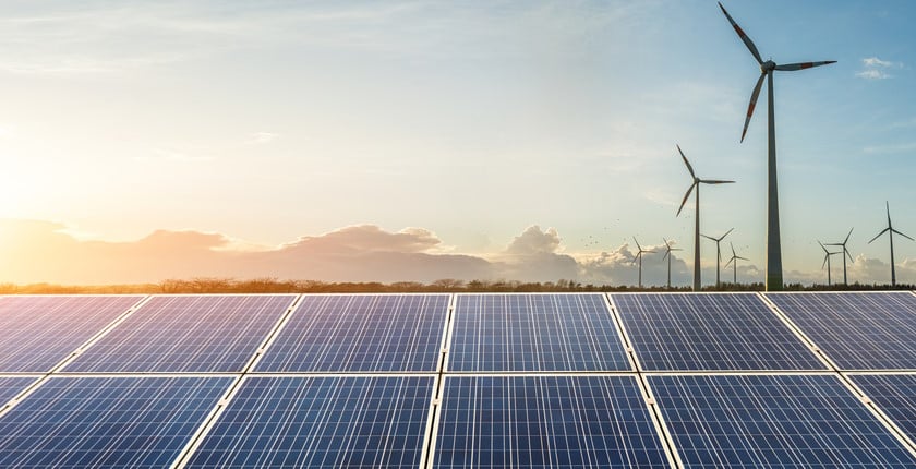 مشروعات لإنتاج الكهرباء من طاقة الرياح والطاقة الشمسية - الصورة من "بلقان غرين نيوز"