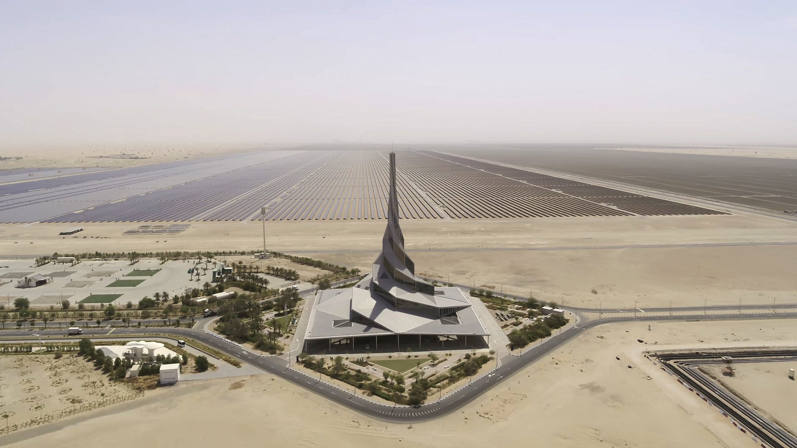 مجمع محمد بن راشد للطاقة الشمسية في دبي