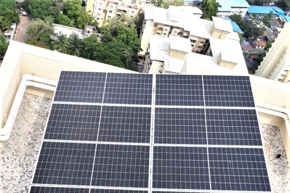 سعة الطاقة الشمسية على الأسطح في الهند