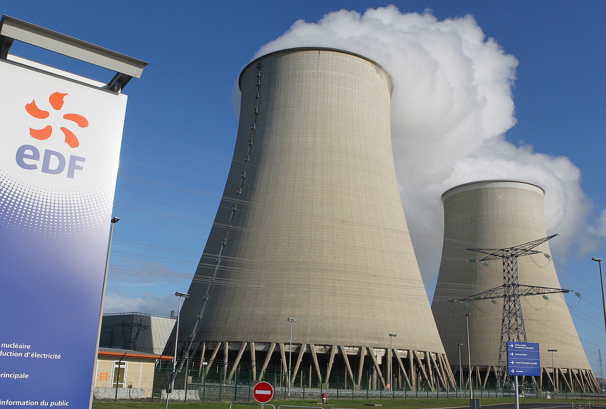 حدى محطات الطاقة النووية التابعة لشركة كهرباء فرنسا 