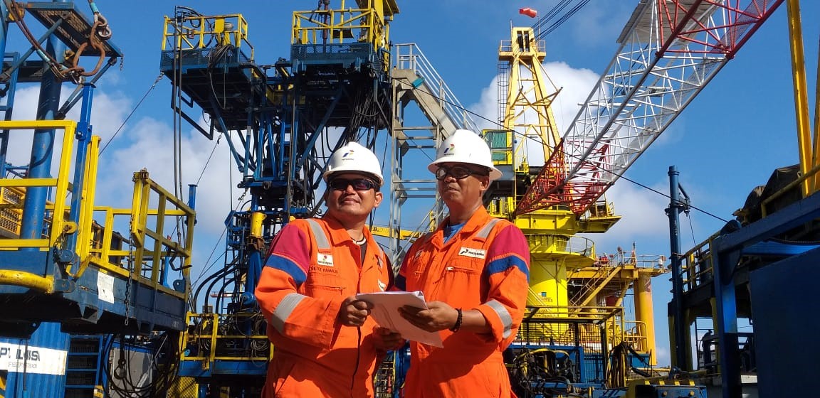 مهندسو قطاع النفط والغاز في إندونيسيا