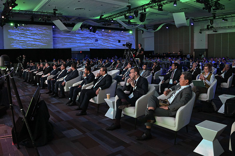 وزير الطاقة القطري خلال مشاركته في المؤتمر والمعرض الدولي للغاز الطبيعي المسال