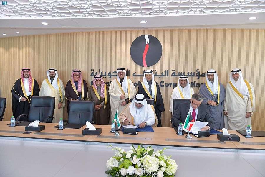 توقيع مذكرة تفاهم بين شركة أرامكو السعودية ومؤسسة البترول الكويتية بشأن تطوير حقل الدرة