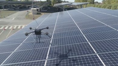 Photo of صيانة الألواح الشمسية بالطائرات المسيرة تقدم حلولًا مبتكرة