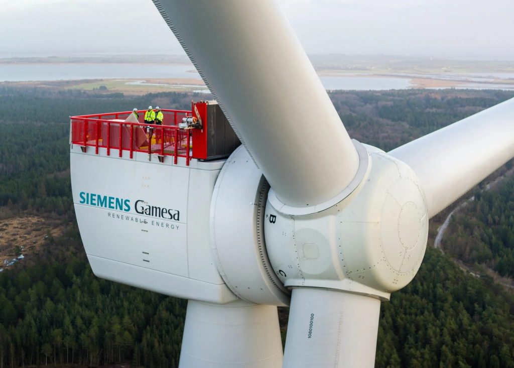 Siemens Energy’s Turbine Troubles: Challenges in the Wind Energy Sector