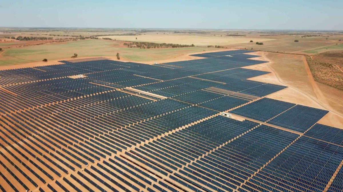 مشروع للطاقة الشمسية في أستراليا