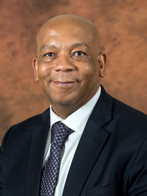وزير الكهرباء في جنوب أفريقيا كغوسينتشو راموكغوبا