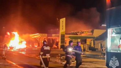 Photo of مصرع 35 في حريق محطة وقود داغستان الروسية (صور وفيديو)
