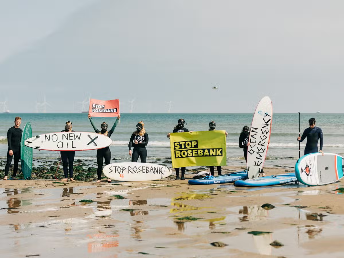 احتجاجات ضد أكبر حقل نفط في بحر الشمال