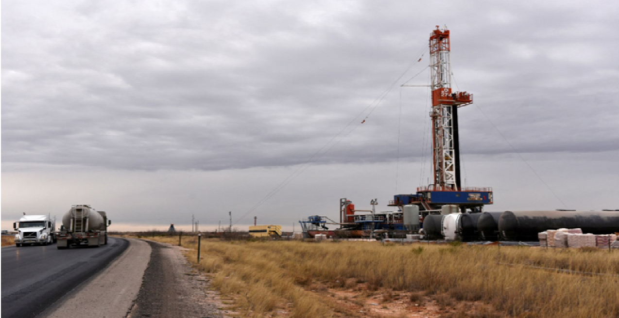 منطقة لإنتاج النفط والغاز الطبيعي في حوض برميان بولاية نيو مكسيكو الأميركية